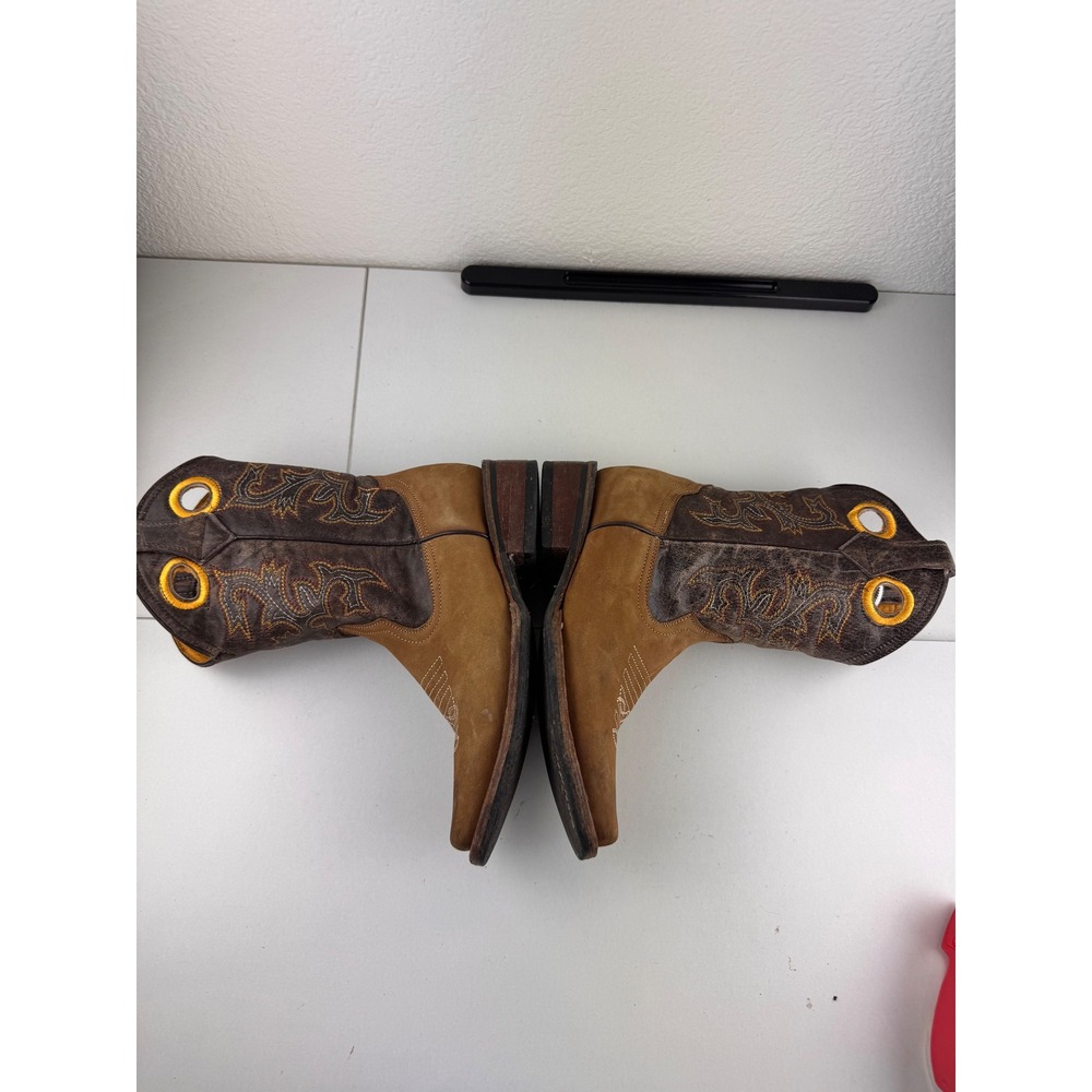 Brown and Tan Cowboy & Western Boots - Picture 5 of 7